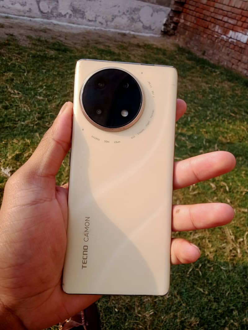 Tecno CAMON 30S 0