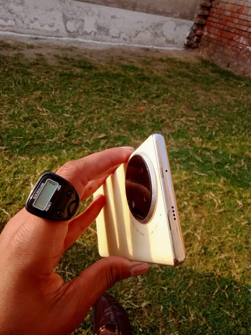 Tecno CAMON 30S 1