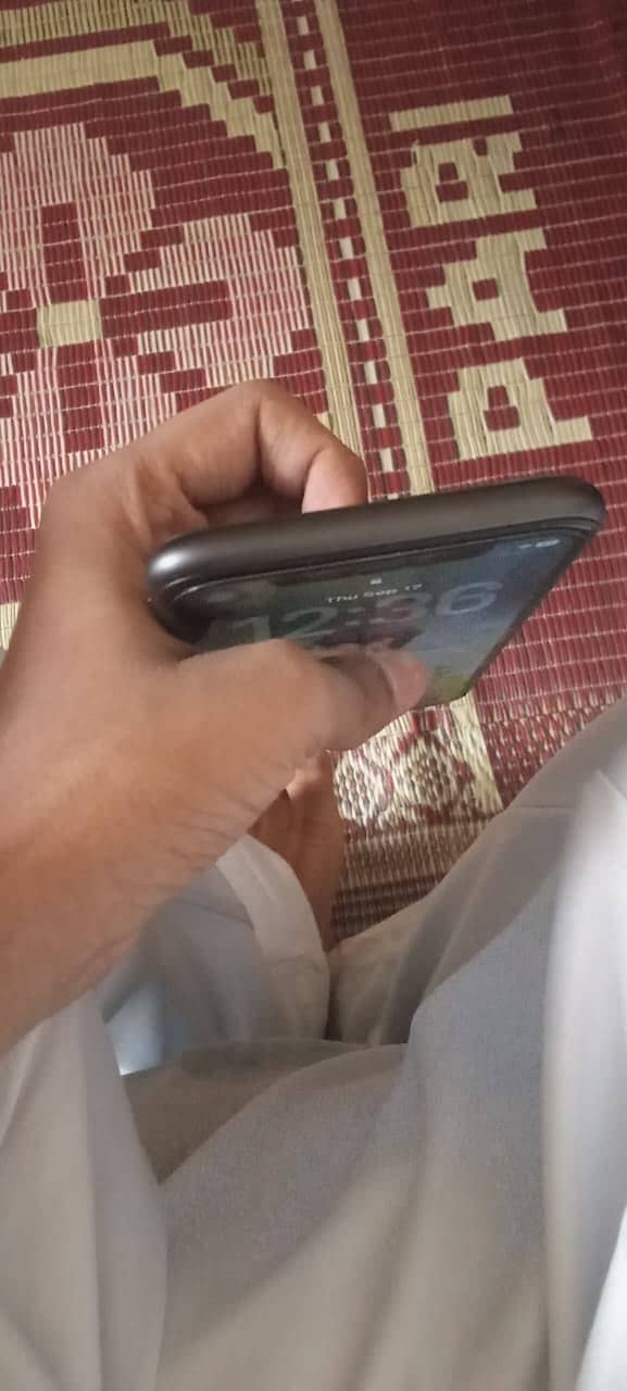 Apple iPhone 11 2