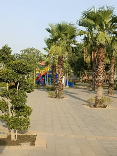 5 Marla Residential Plot for Sale in Dream Gardens Lahore