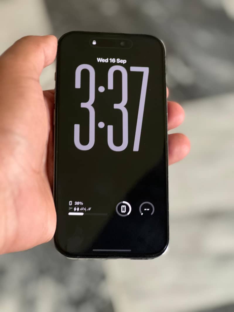 Apple iPhone 14 Pro 1