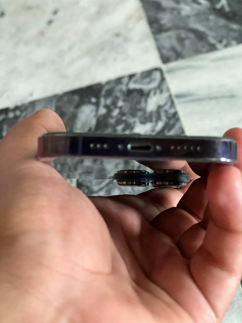 Apple iPhone 14 Pro 4