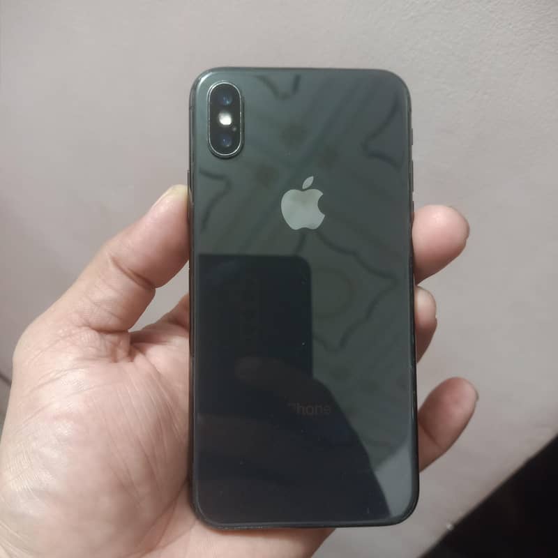 Apple iPhone X 4
