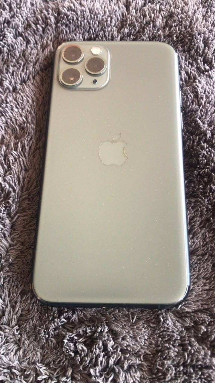 Apple iPhone 11 Pro 3
