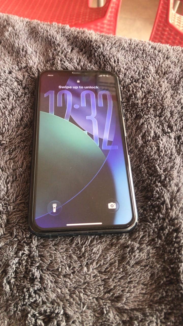 Apple iPhone 11 Pro 7