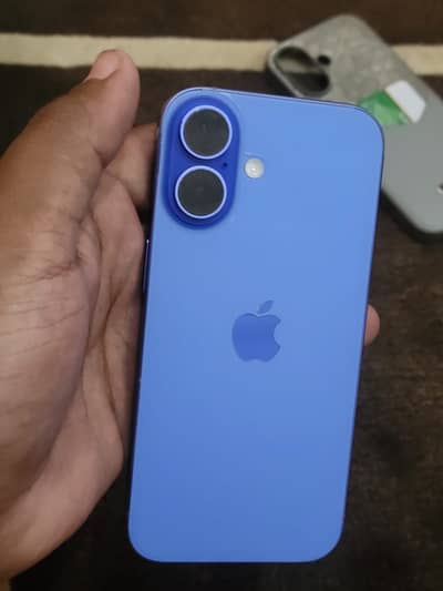 Apple iPhone 16 fu with sim time