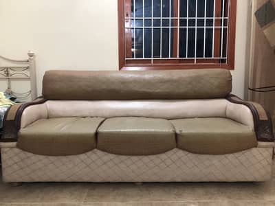 7 Seater Sofa for your Drawing Room
