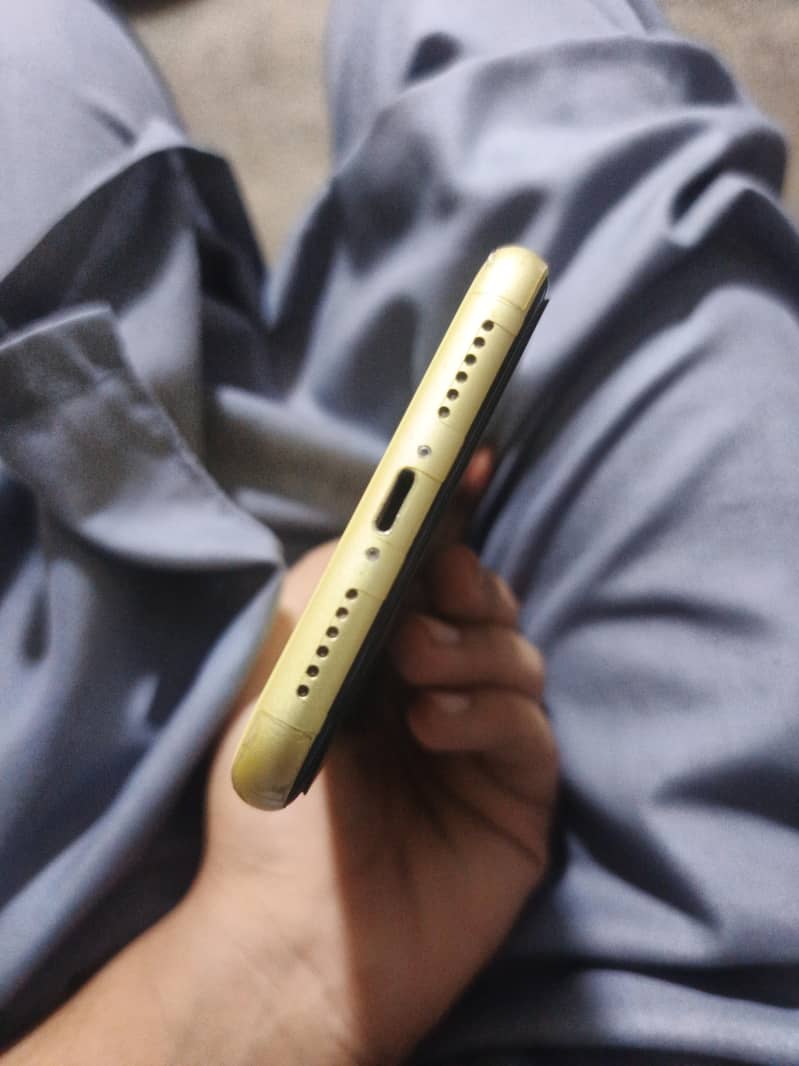 Apple iPhone 11 1
