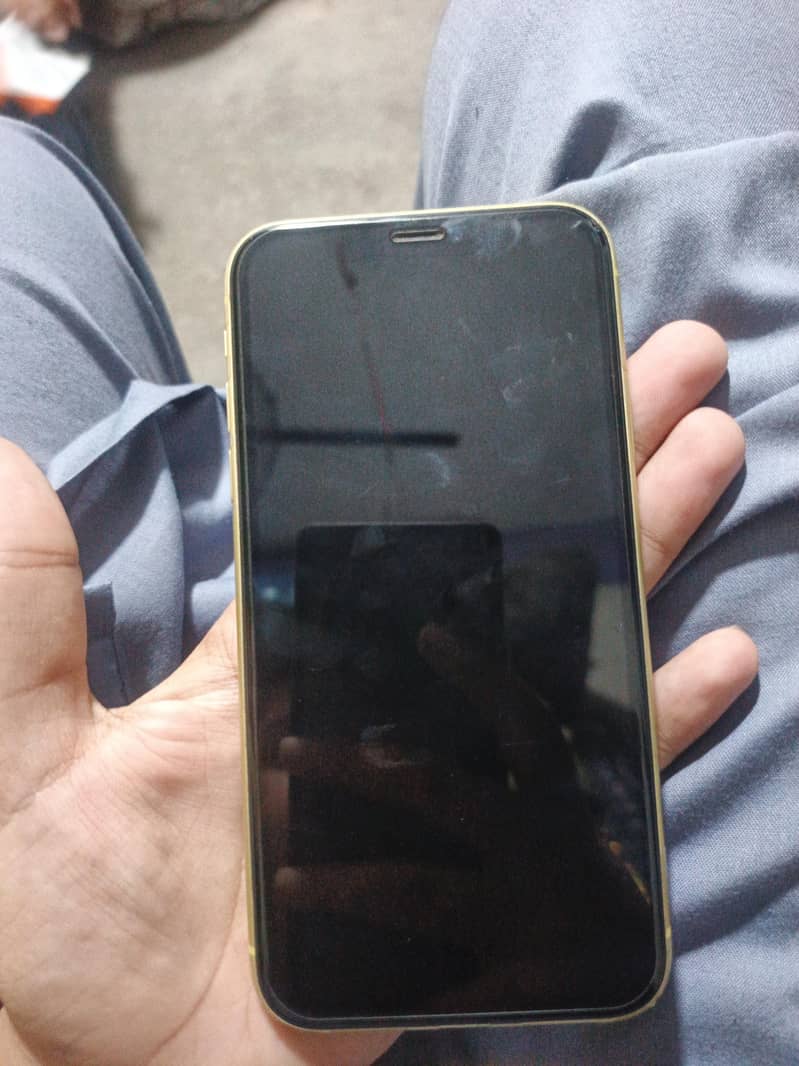 Apple iPhone 11 2