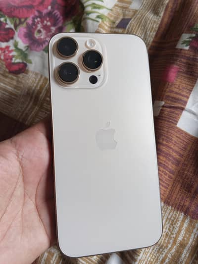 Apple iPhone 16 Pro Max