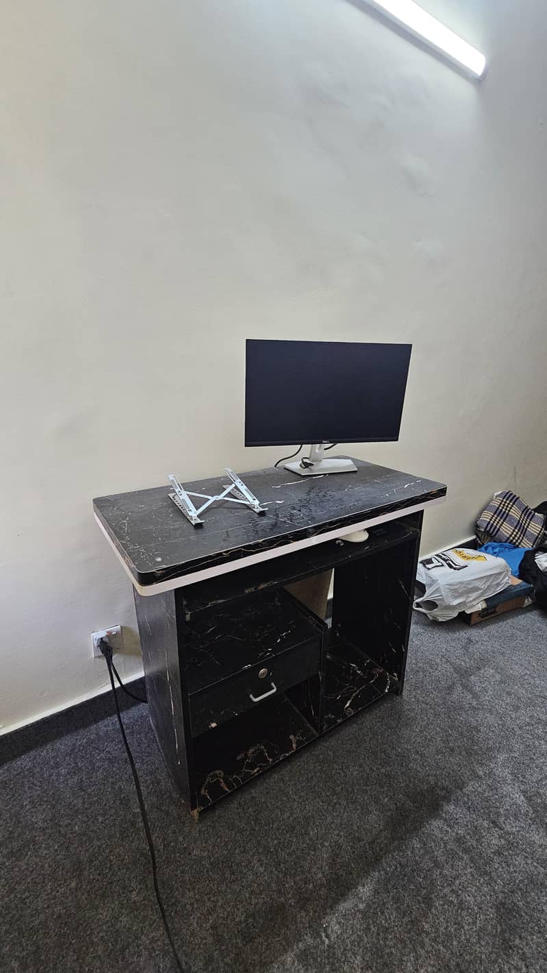 Computer table 2