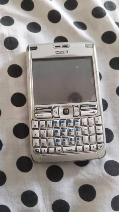 Nokia e61