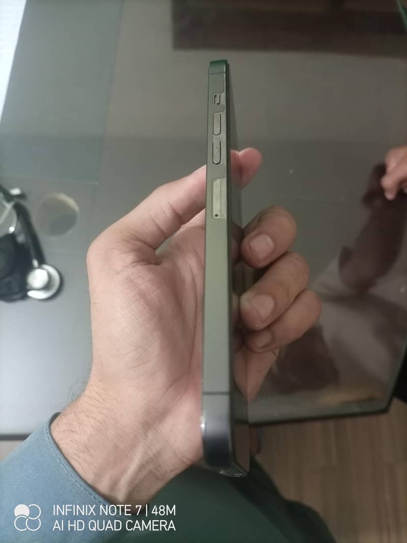 Apple iPhone 13 Pro Max 3