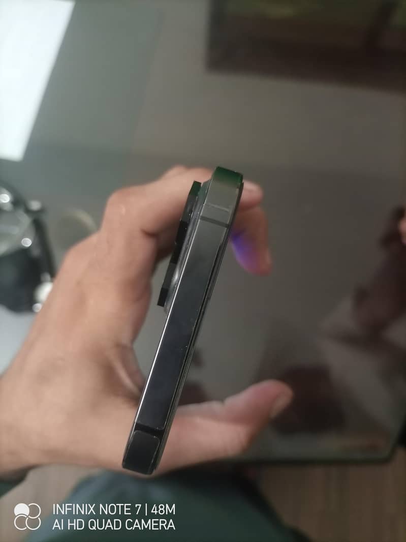 Apple iPhone 13 Pro Max 5