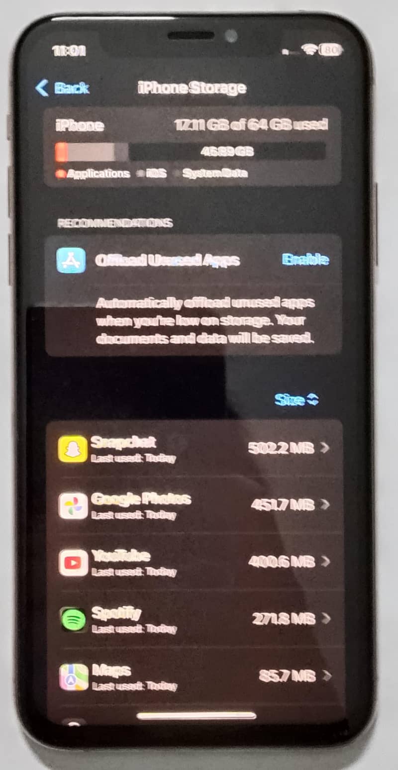Apple iPhone XS 11