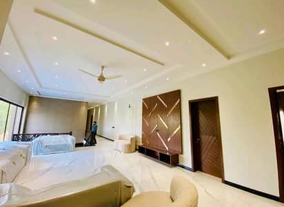A Perfect Prime Location House Awaits You In DHA Phase 7 Lahore