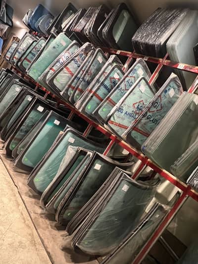 Windscreen/Back screen/Car Front Glass/Door Glass/Front screen/Alto/V8