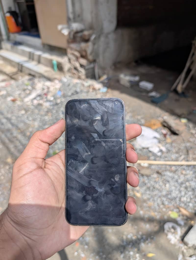 Apple iPhone 13 Pro 2