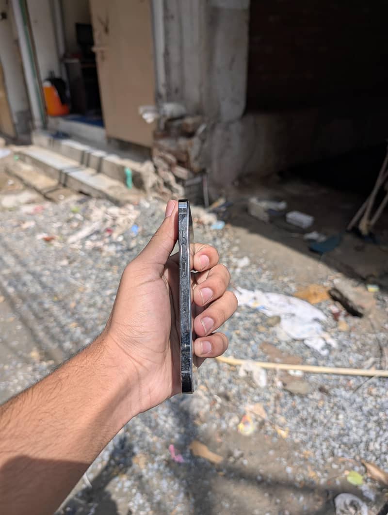 Apple iPhone 13 Pro 5