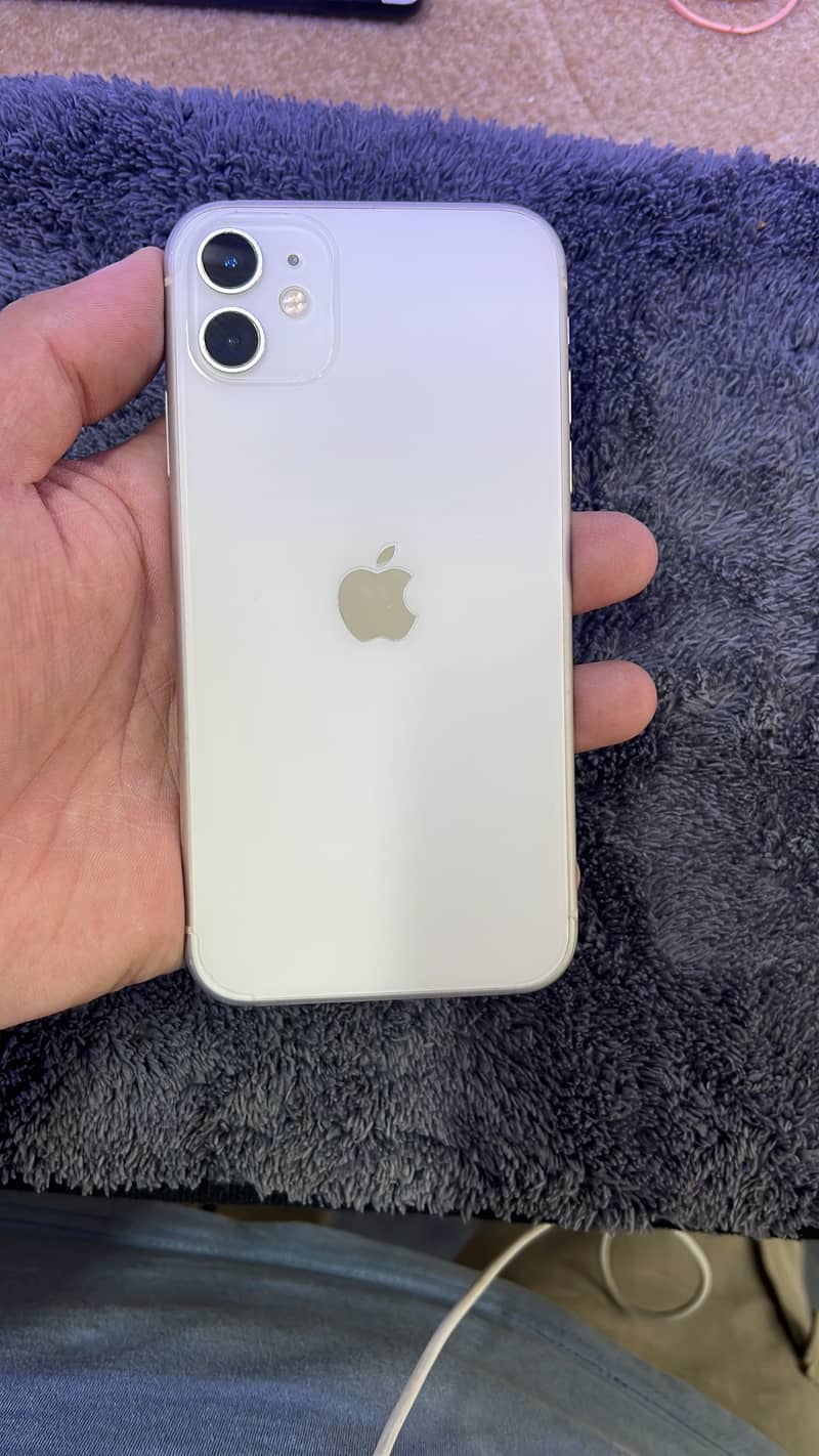 Apple iPhone 11 0