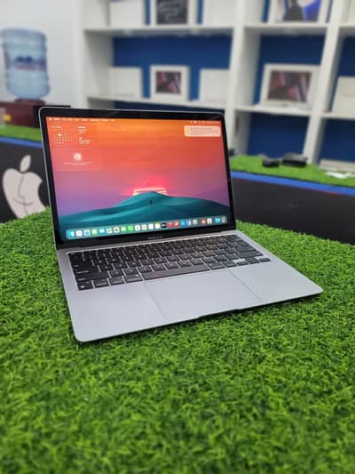 Macbook Air M1 2020 Model for Sale - G-9 Islamabad