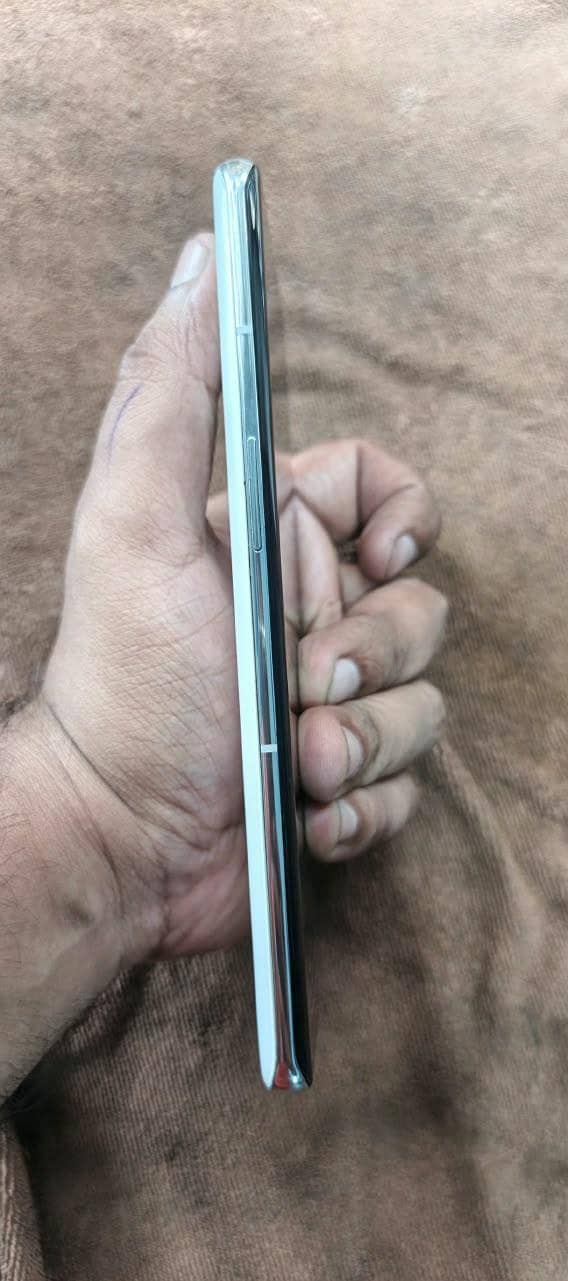 One Plus 10 Pro 3