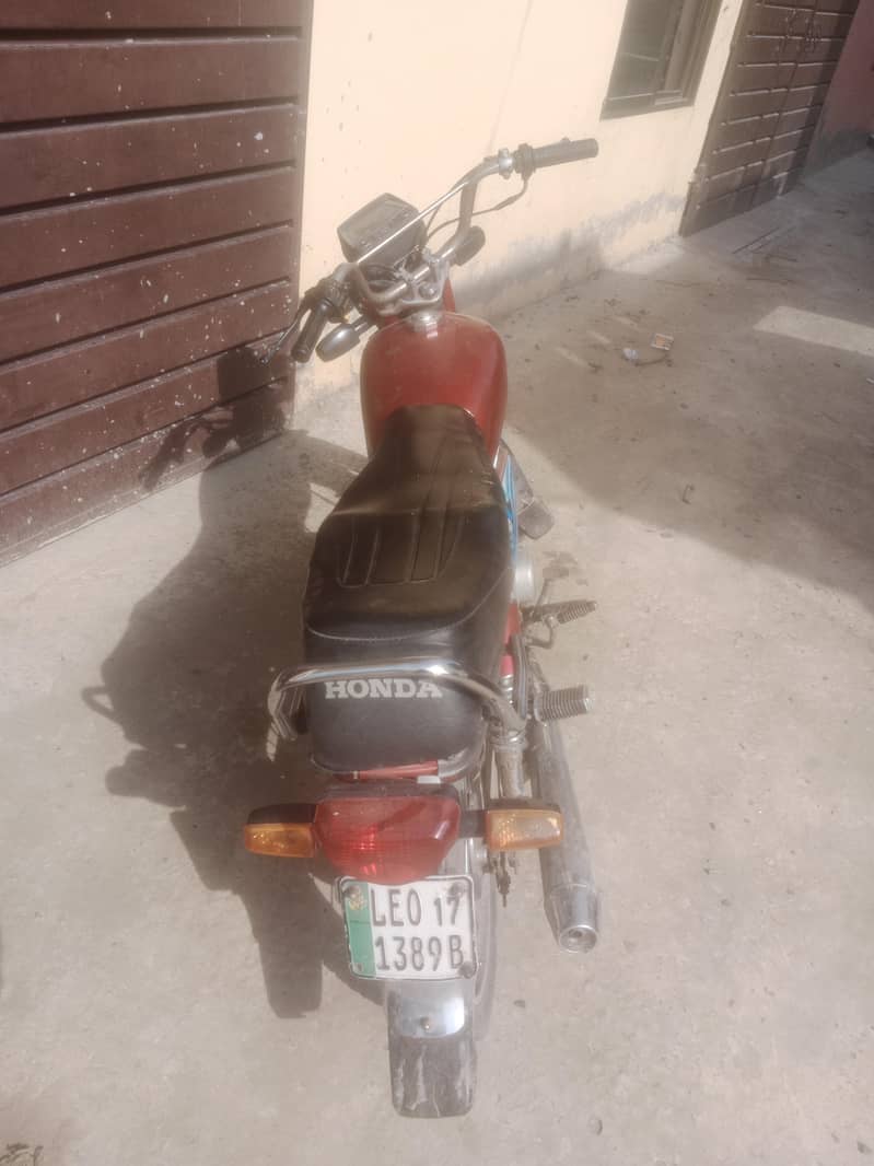 metro motorcycle 3