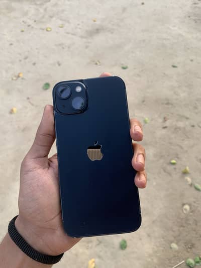 Apple iPhone 13