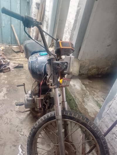 Suzuki shougun100cc with chingci frame