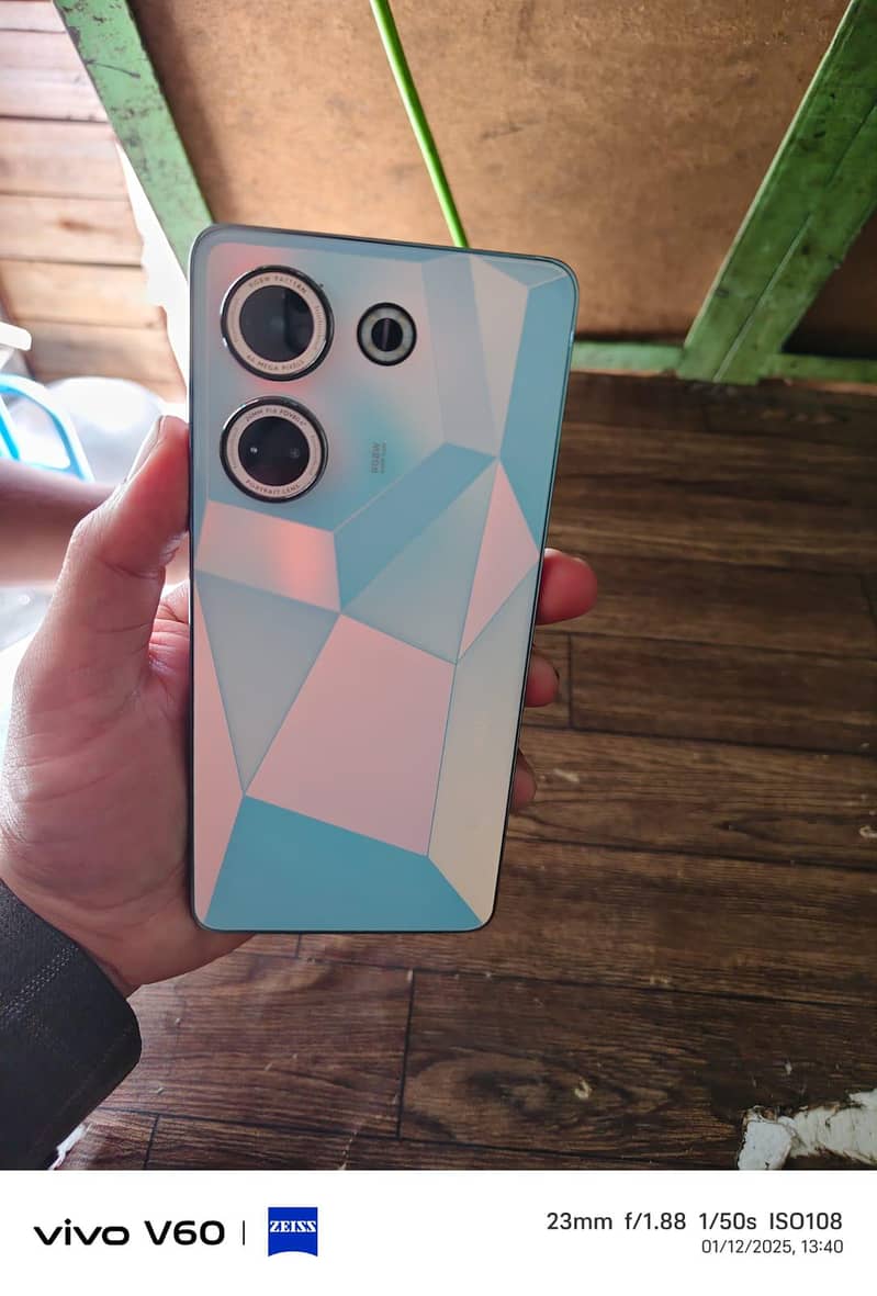 Tecno CAMON 20 2