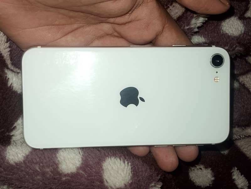 Apple iPhone SE 2 2