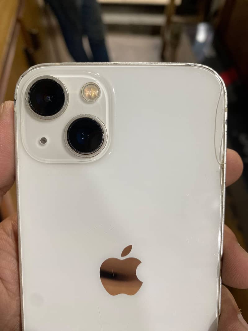Apple iPhone 13 3