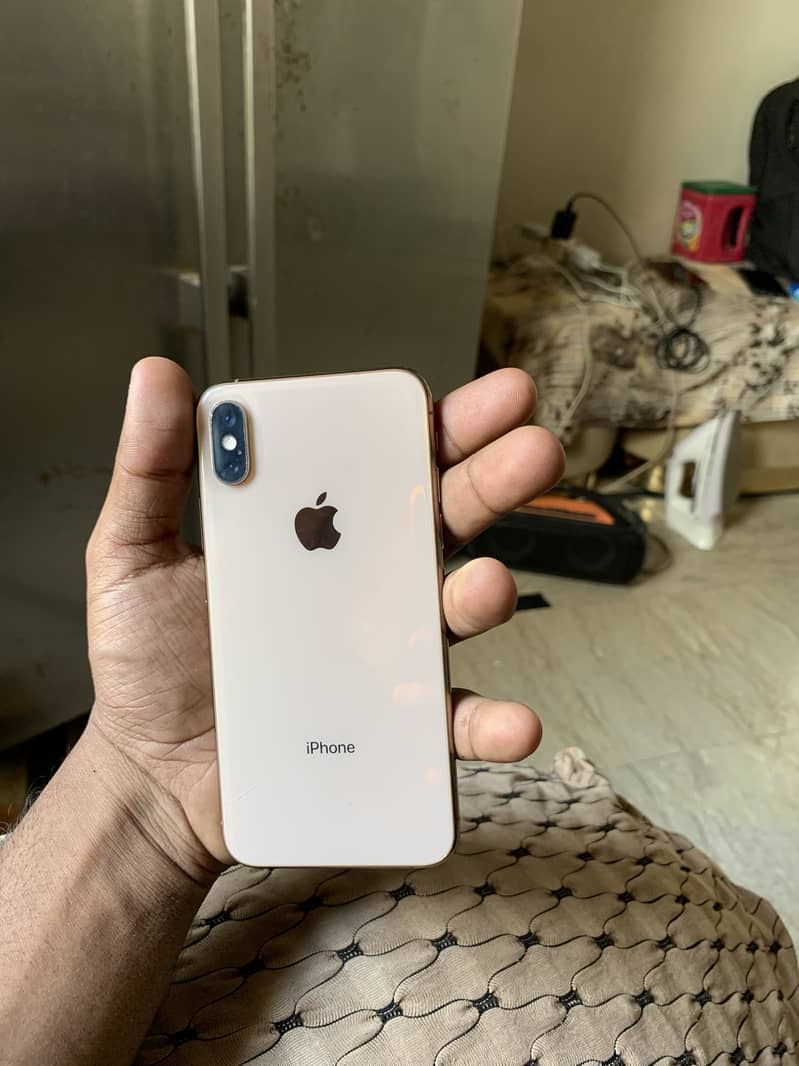 Apple iPhone XS 0