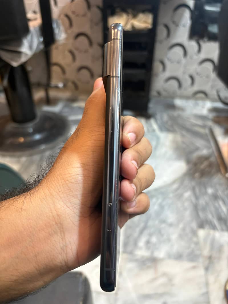 google pixel 8 pro 3