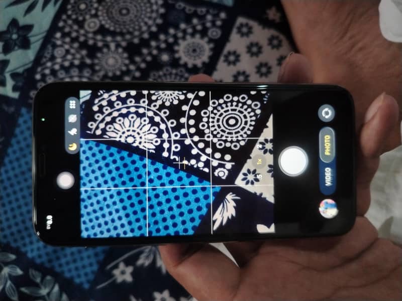 Apple iPhone 11 Pro 1