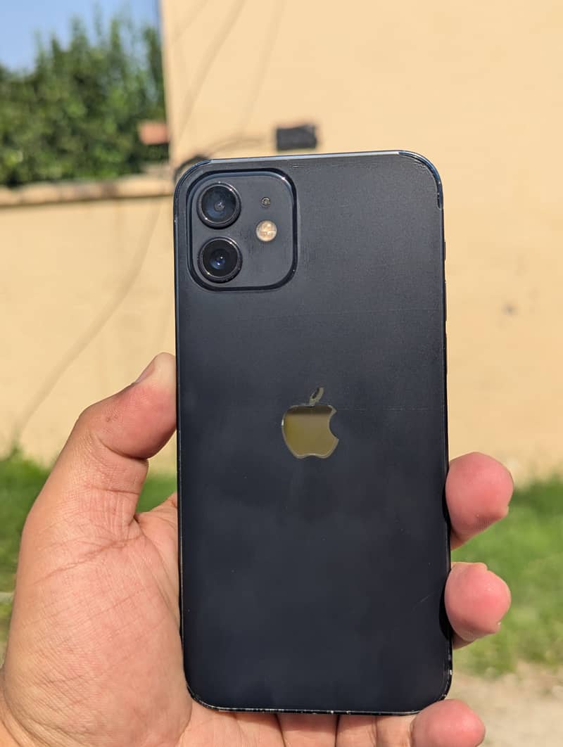Apple iPhone 12 0