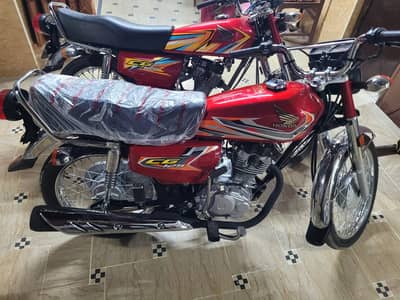 Honda CG 125 Red Color