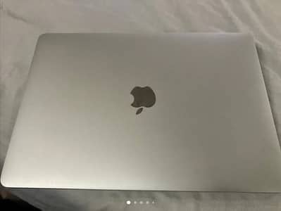 Macbook Pro 13" 2017 Model