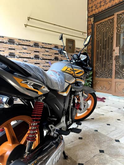 CB 150f
