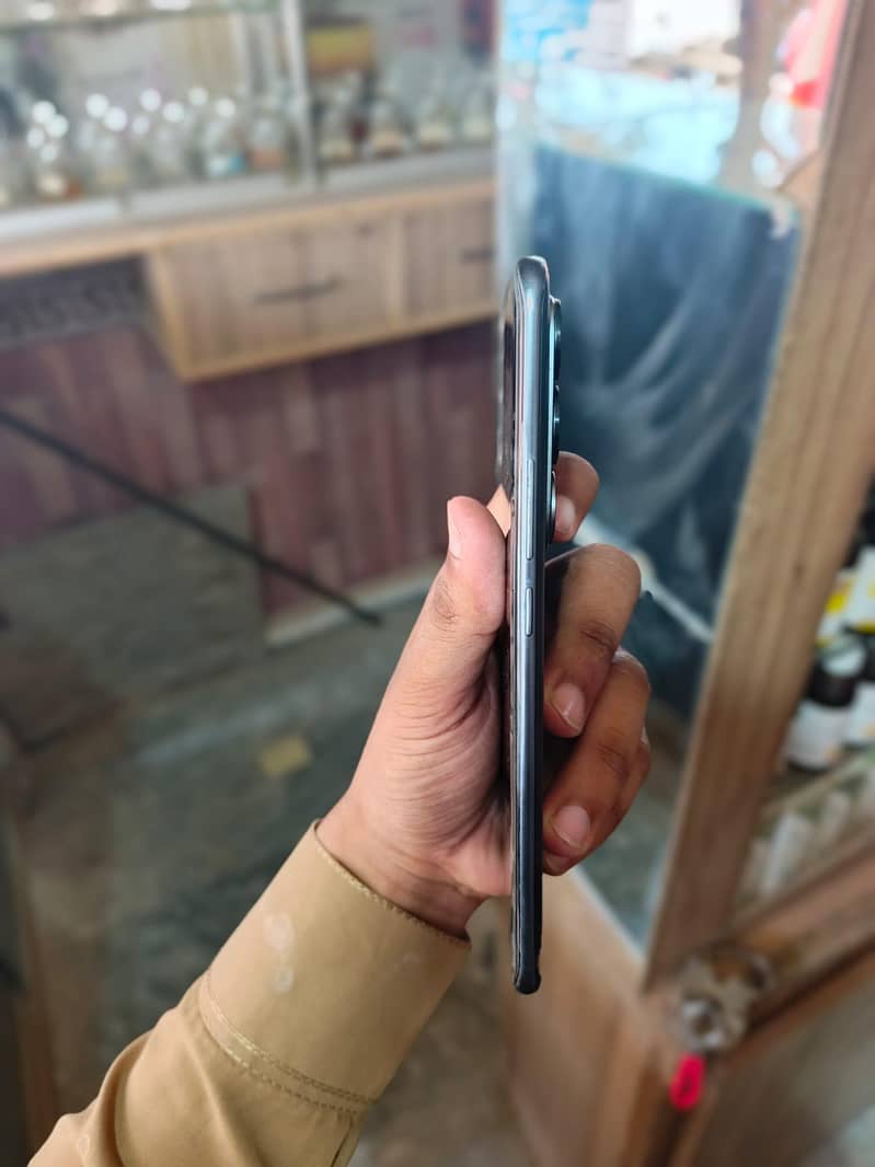 Tecno spark 40 pro plus 3
