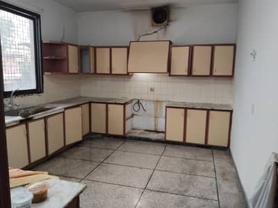 1 kanal lower lock upper portion available for rent near Hally tower DHA phase 2 Lahore