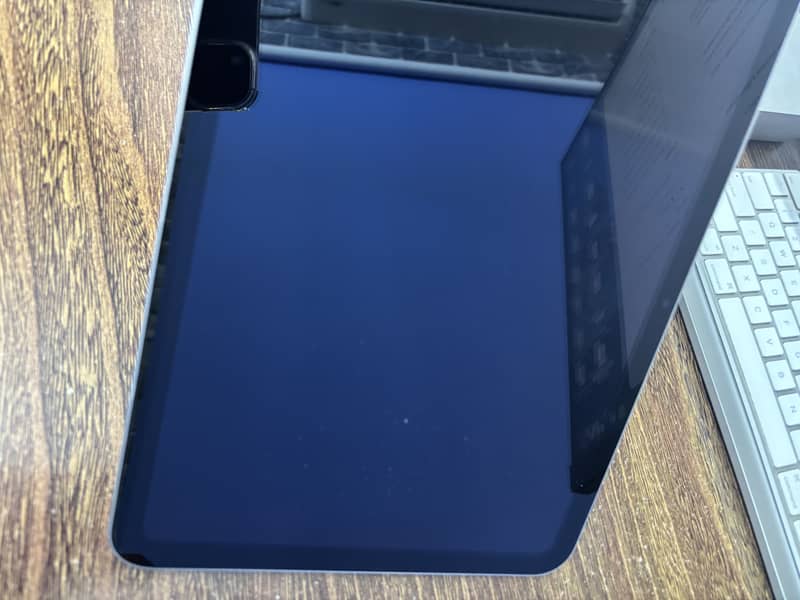 iPad (10th Generation) 64GB WiFi — iPadOS 26, Excellent Condition 2