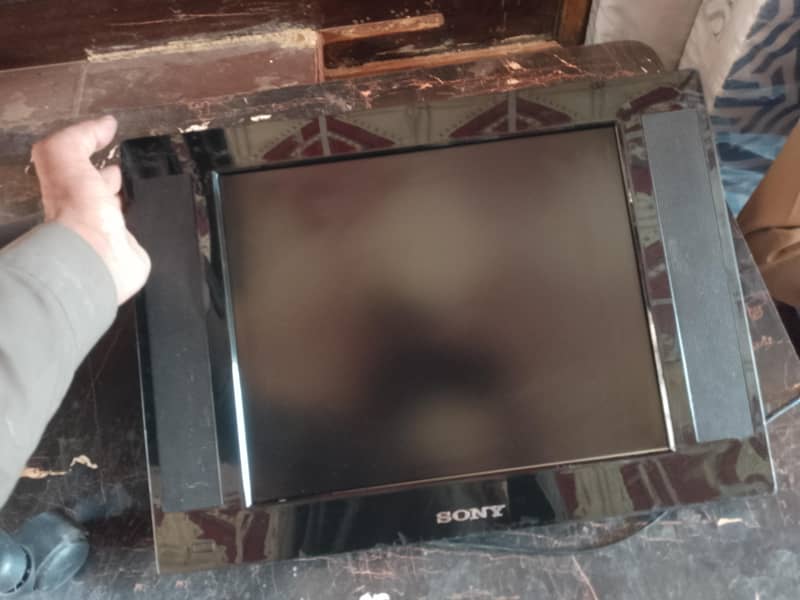 LCD TV 0