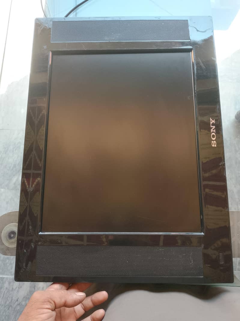 LCD TV 1