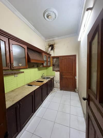 25*40 full house available for rent in G-11/3
