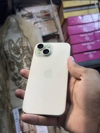 Apple iPhone 15