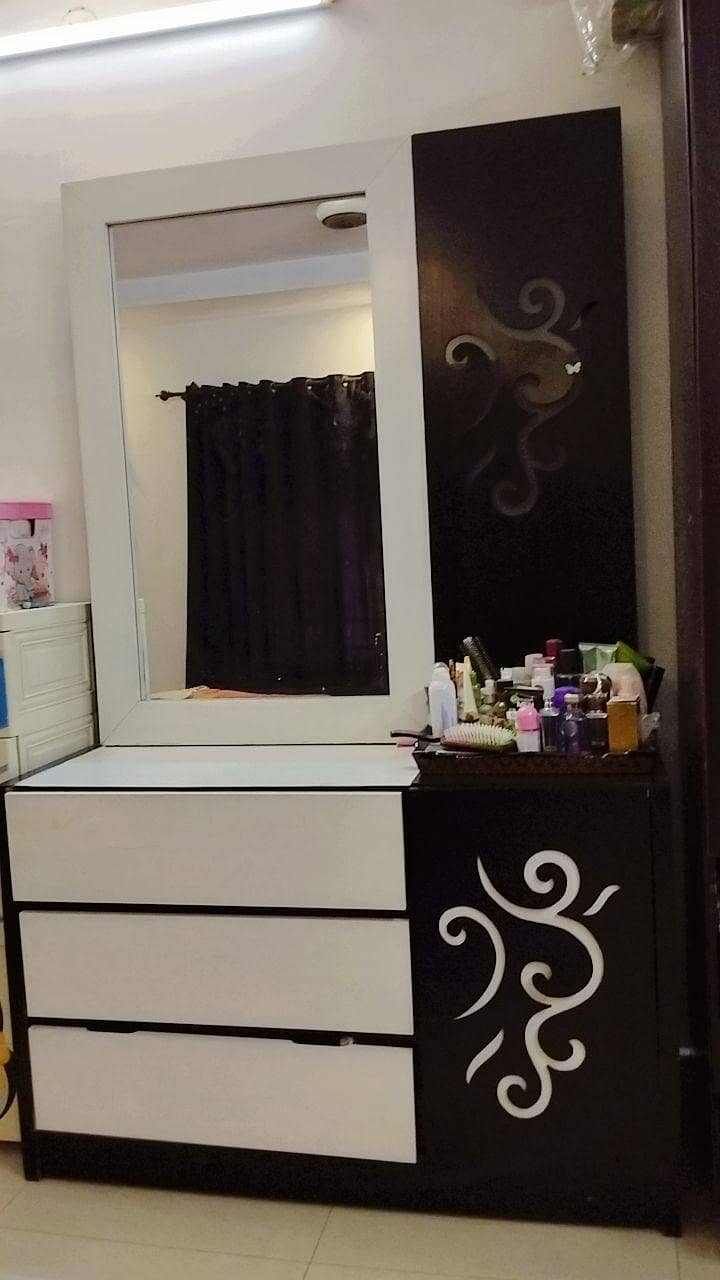 Complete bedroom set 1