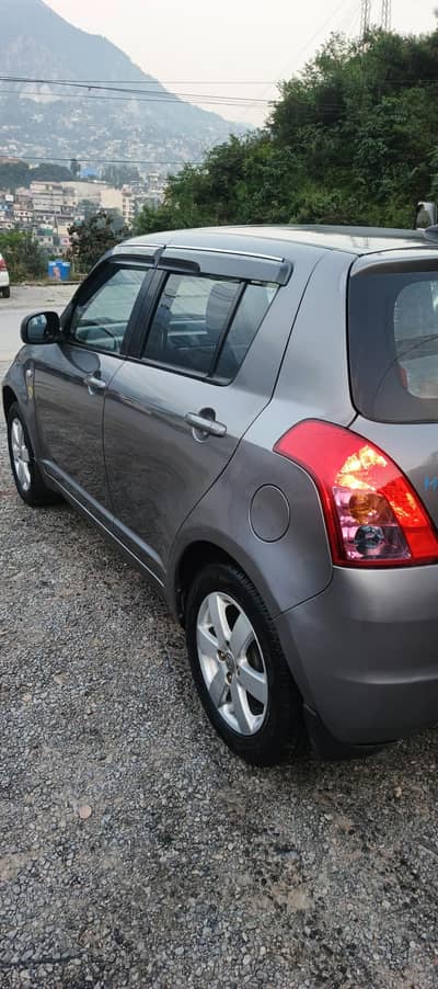 Suzuki Swift 2015
