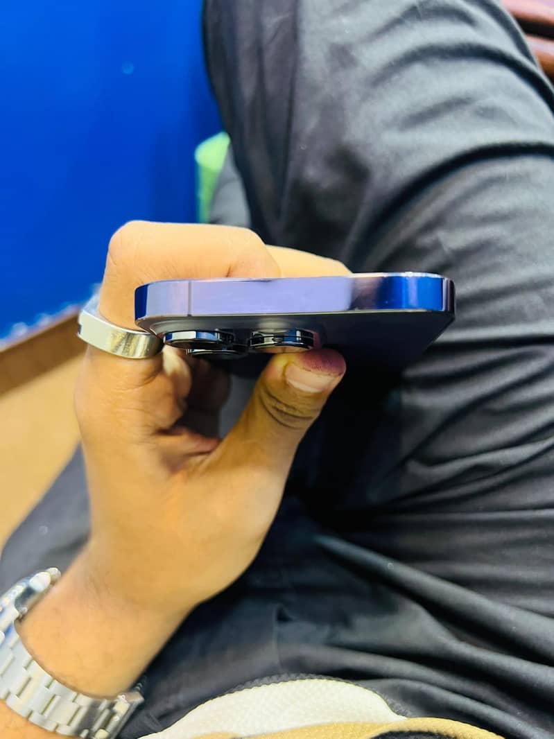 Apple iPhone 14 Pro 3