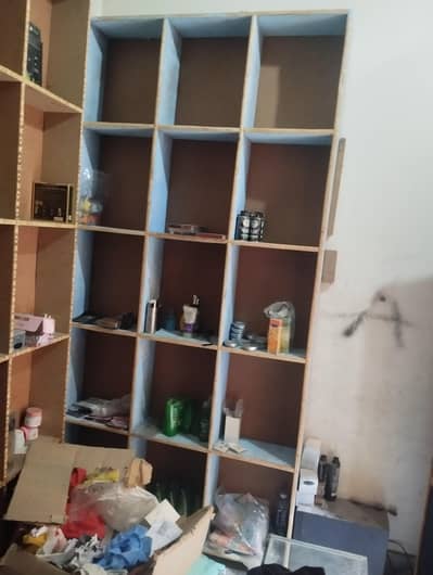 3 shelves for sale like new